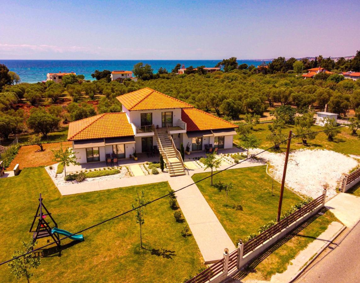 Varkes Suites 1 Неа Потидея Екстериор снимка